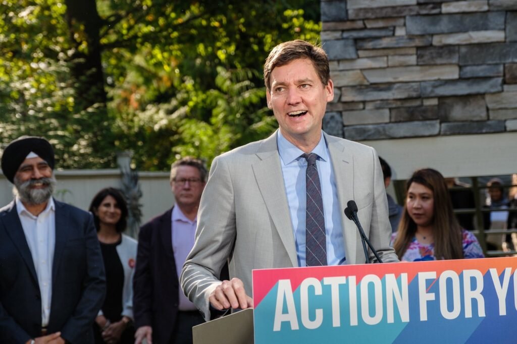 David Eby Unveils Plan to Help Families and Middle-Class Get Ahead-ਡੇਵਿਡ ਈਬੀ ਨੇ ਪਰਿਵਾਰਾਂ ਅਤੇ ਮੱਧ ਵਰਗ ਨੂੰ ਅੱਗੇ ਵਧਾਉਣ ਲਈ ਯੋਜਨਾ ਜਾਰੀ ਕੀਤੀ।